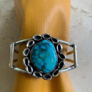 Vintage Navajo turquoise & sterling cuff bracelet